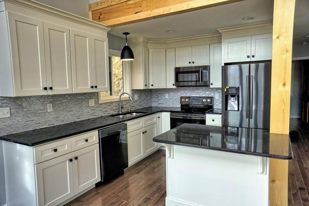Peace Of Heaven ~ Modern Chic Cabin W/ Majestic Mountain Views 브라이슨시티 외부 사진