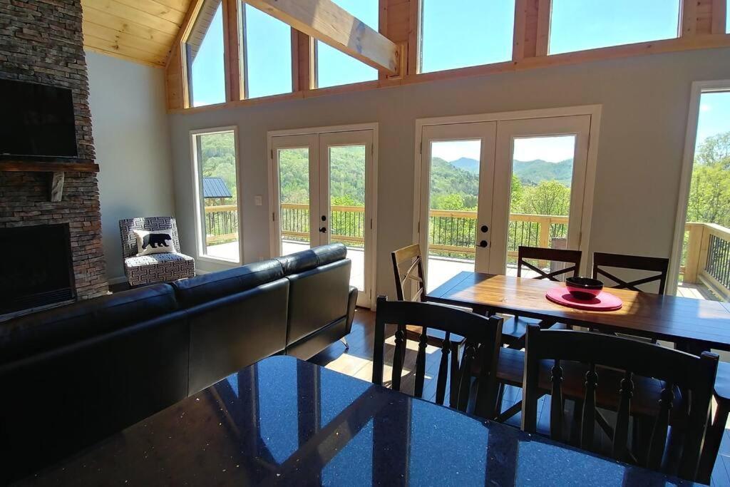 Peace Of Heaven ~ Modern Chic Cabin W/ Majestic Mountain Views 브라이슨시티 외부 사진
