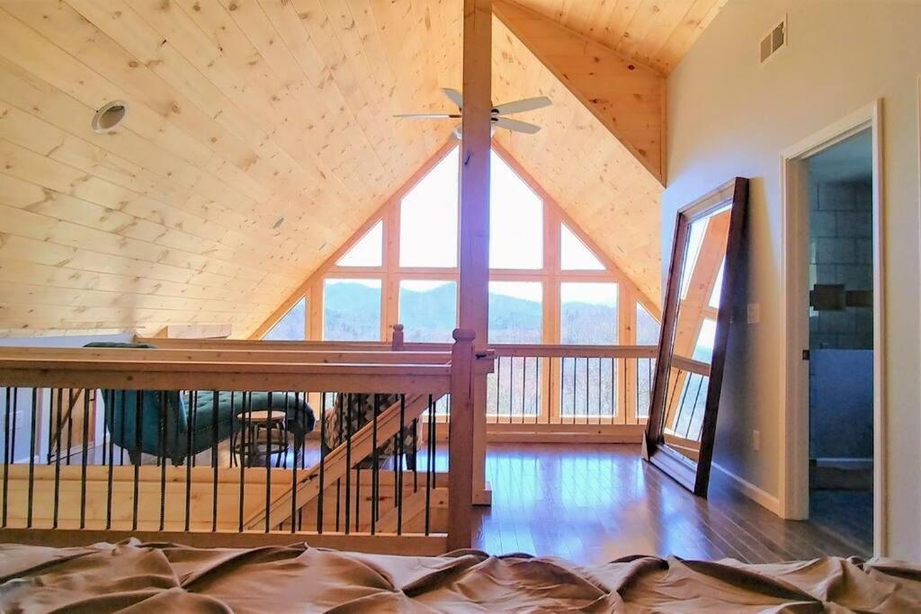 Peace Of Heaven ~ Modern Chic Cabin W/ Majestic Mountain Views 브라이슨시티 외부 사진